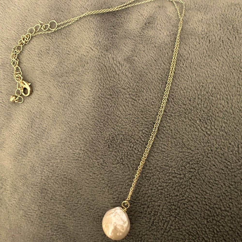 Good pearl necklace